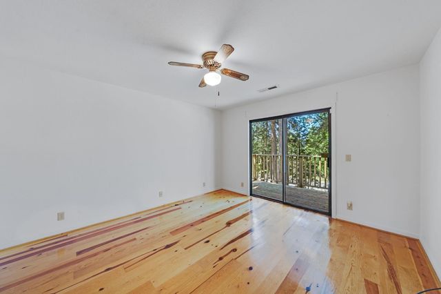 6721 Ridgeway Dr, Pollock Pines, CA 95726