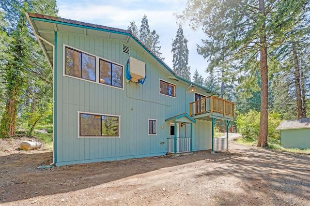 6721 Ridgeway Dr, Pollock Pines, CA 95726