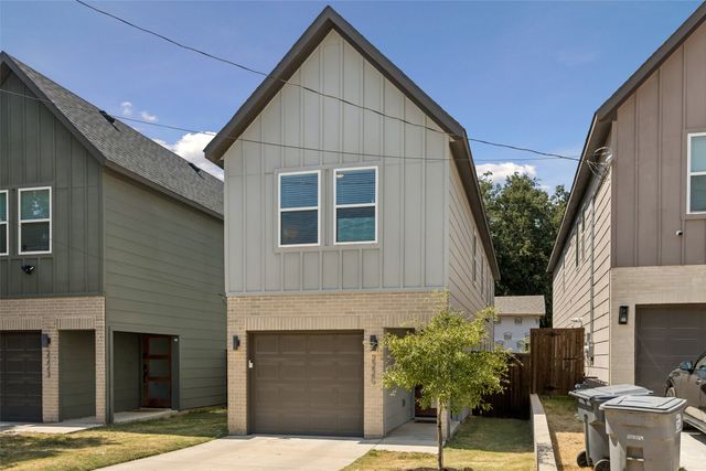 2225 Bethurum Avenue, Dallas, TX 75215