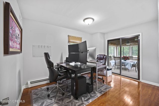 35 Manor Drive, Marlboro, NJ 07746