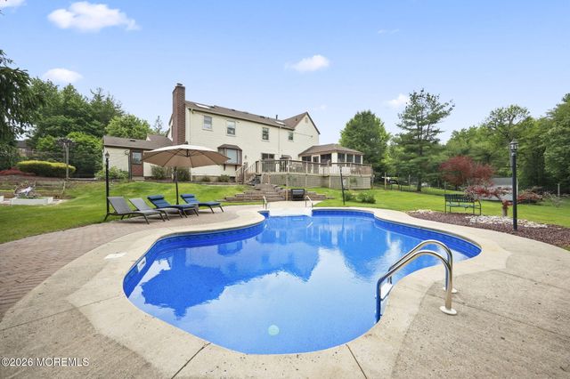 35 Manor Drive, Marlboro, NJ 07746