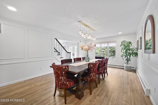 35 Manor Drive, Marlboro, NJ 07746