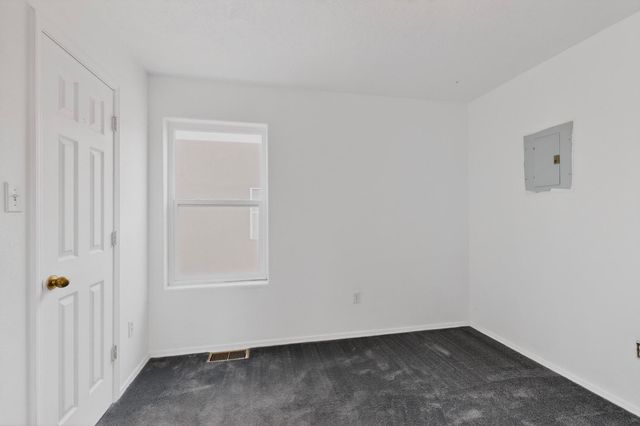 615 Menaul Boulevard NW UNIT J, Albuquerque, NM 87107