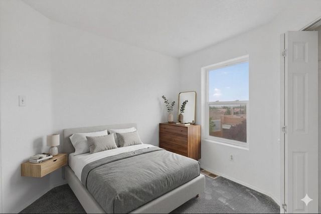615 Menaul Boulevard NW UNIT J, Albuquerque, NM 87107