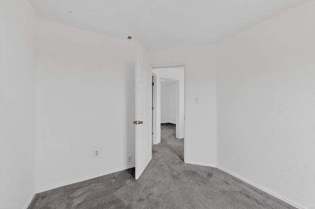 615 Menaul Boulevard NW UNIT J, Albuquerque, NM 87107