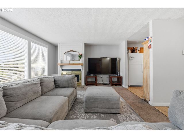 18052 Sw MONTE VERDI Blvd, Beaverton, OR 97007