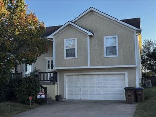 1003 Kaycee Drive, Raymore, MO 64083