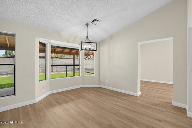 5114 W DIANA Avenue, Glendale, AZ 85302