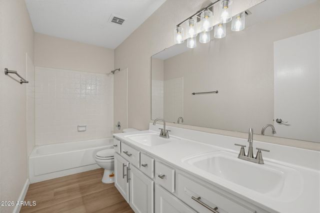 5114 W DIANA Avenue, Glendale, AZ 85302