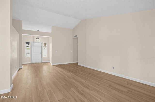 5114 W DIANA Avenue, Glendale, AZ 85302