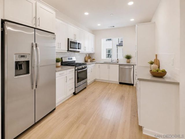 4366 Pacifica Way 3, Oceanside, CA 92056