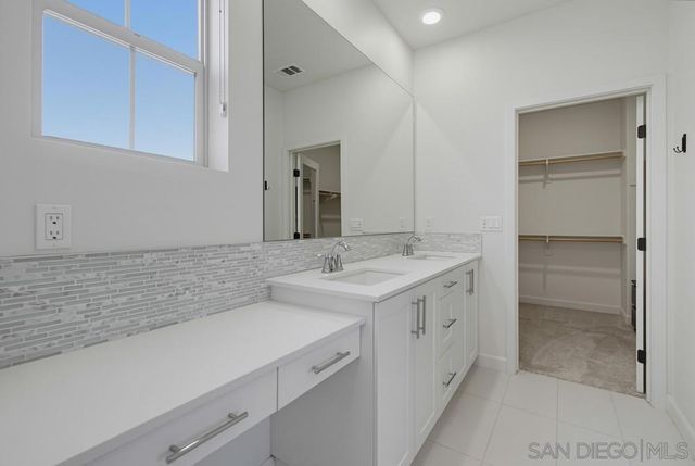 4366 Pacifica Way 3, Oceanside, CA 92056