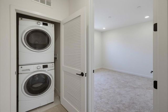 4366 Pacifica Way 3, Oceanside, CA 92056