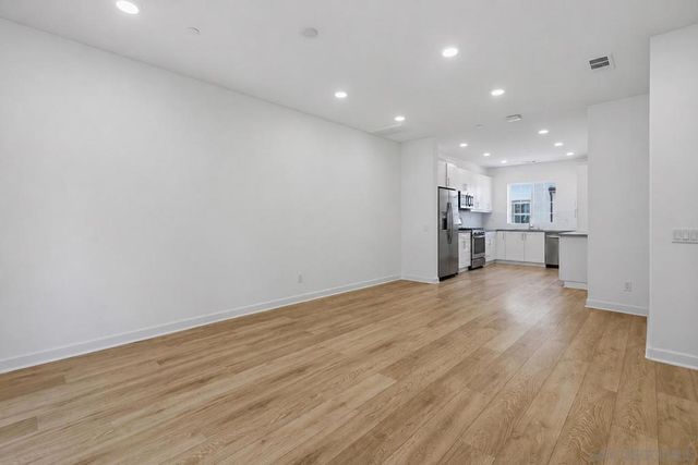 4366 Pacifica Way 3, Oceanside, CA 92056