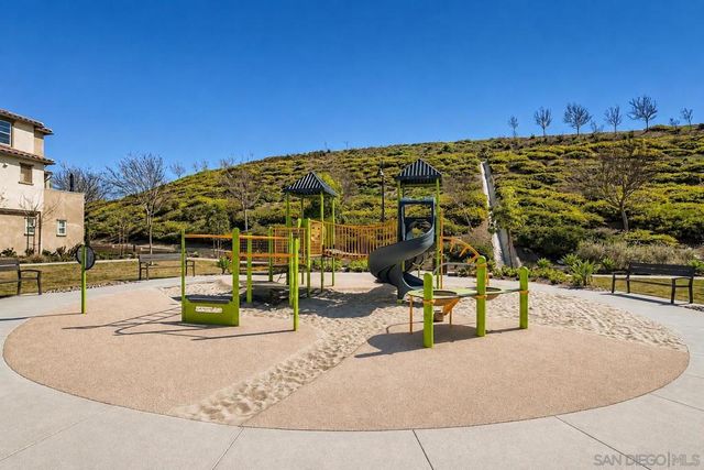4366 Pacifica Way 3, Oceanside, CA 92056