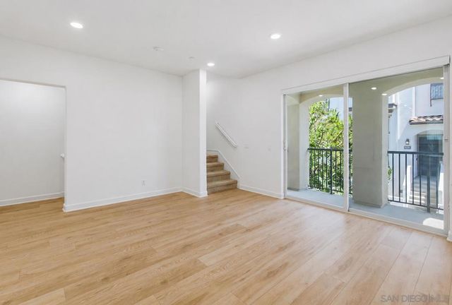 4366 Pacifica Way 3, Oceanside, CA 92056