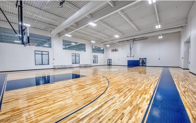 19421 Hinkley DR, Estero, FL 33928