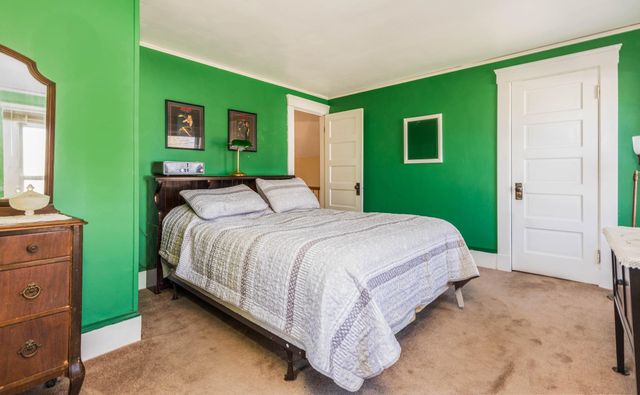 536 Middle Road, Portsmouth, NH 03801