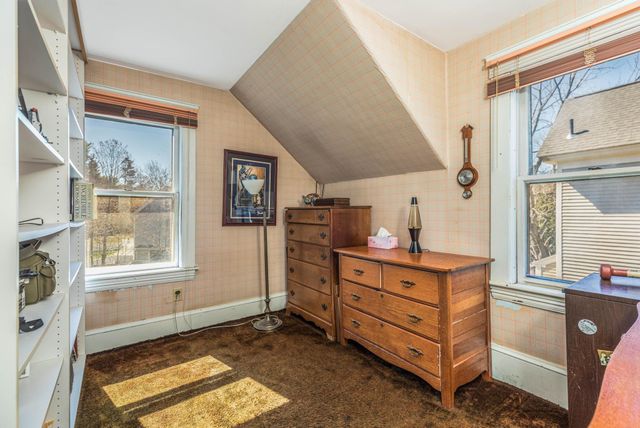 536 Middle Road, Portsmouth, NH 03801