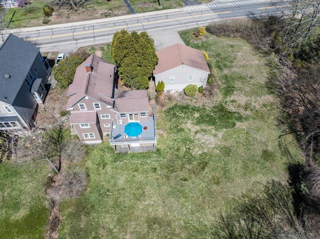 536 Middle Road, Portsmouth, NH 03801