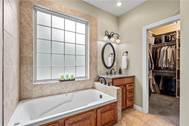 22388 Brooks Road, Siloam Springs, AR 72761