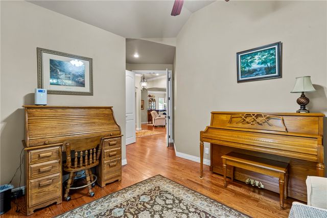 22388 Brooks Road, Siloam Springs, AR 72761