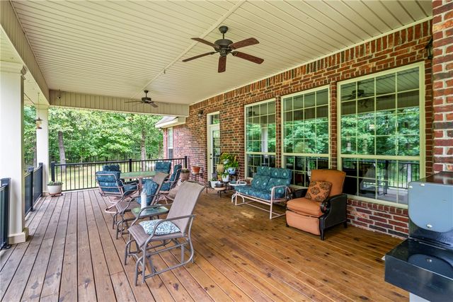 22388 Brooks Road, Siloam Springs, AR 72761