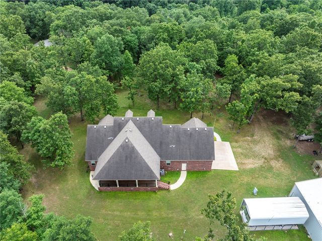 22388 Brooks Road, Siloam Springs, AR 72761