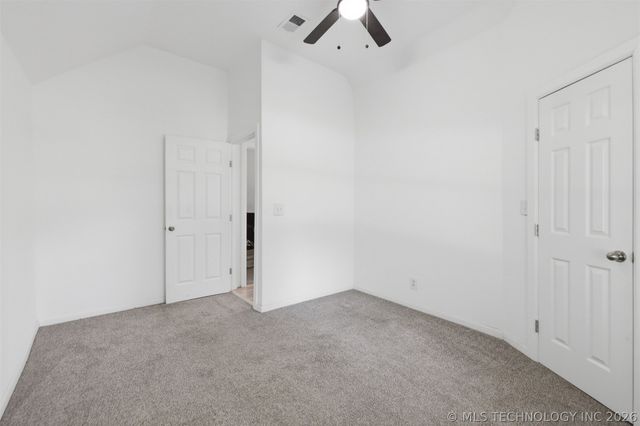 125 W Walnut Street, Coweta, OK 74429