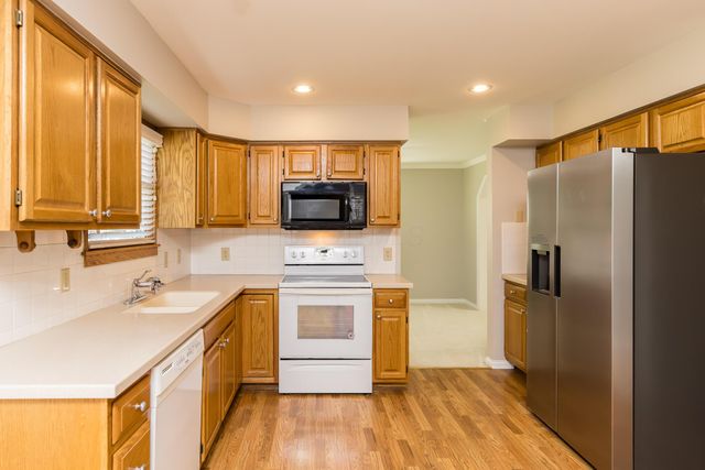 5558 Parker Hill Lane, Dublin, OH 43017