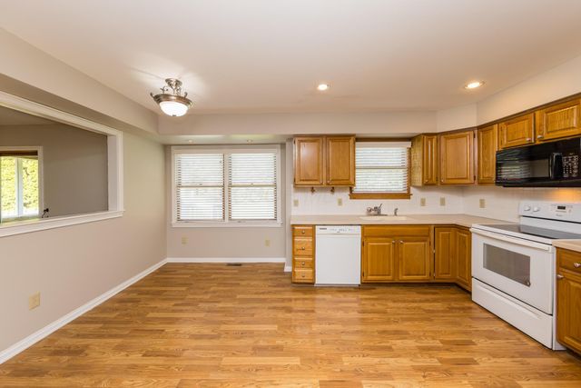 5558 Parker Hill Lane, Dublin, OH 43017
