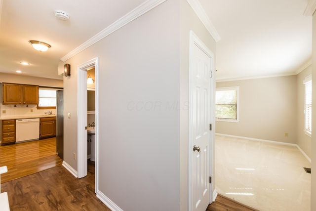 5558 Parker Hill Lane, Dublin, OH 43017