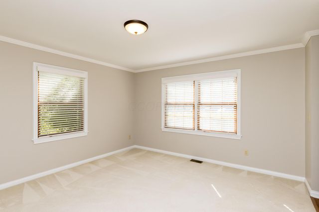 5558 Parker Hill Lane, Dublin, OH 43017