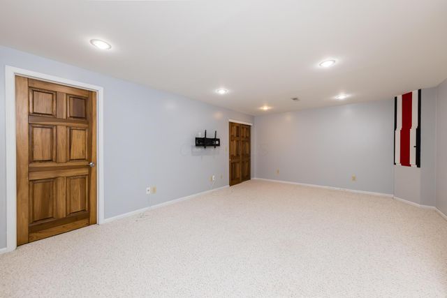 5558 Parker Hill Lane, Dublin, OH 43017