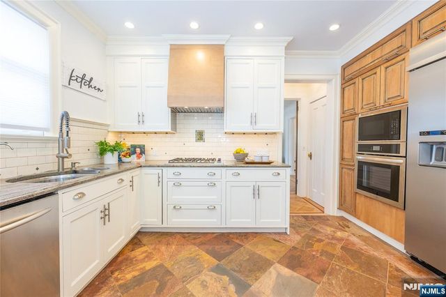 16 Upper Mountain Avenue, Montclair, NJ 07042