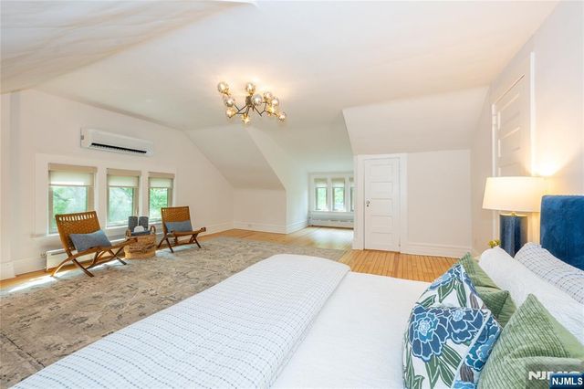 16 Upper Mountain Avenue, Montclair, NJ 07042