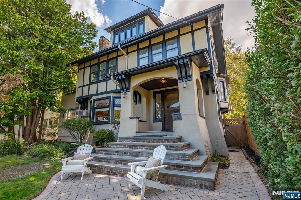 16 Upper Mountain Avenue, Montclair, NJ 07042