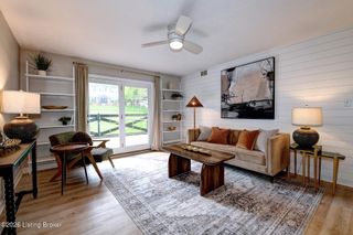 8001 Montero Dr F1, Prospect, KY 40059