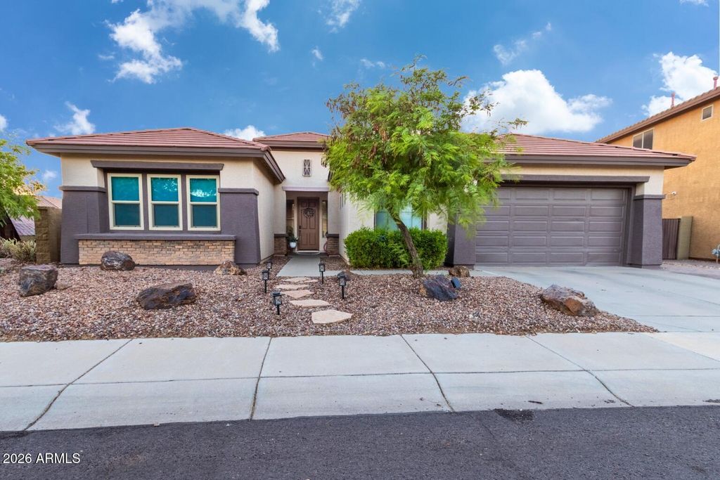 2422 W CLEARVIEW Trail, Anthem, AZ 85086 — photo 2