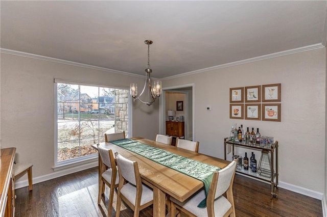 100 Morningside Drive, Kansas City, MO 64113