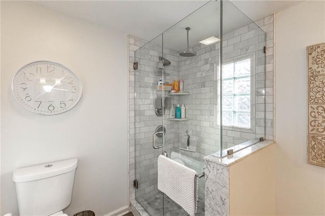 100 Morningside Drive, Kansas City, MO 64113