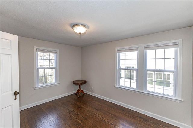 100 Morningside Drive, Kansas City, MO 64113