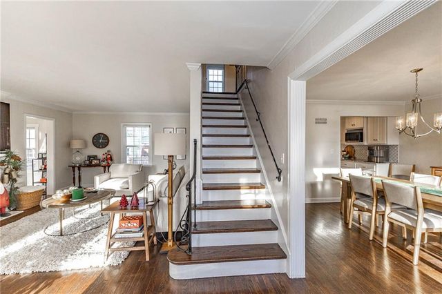 100 Morningside Drive, Kansas City, MO 64113