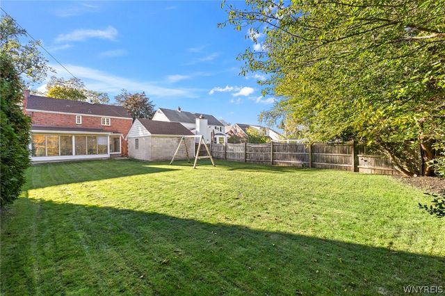 498 Roycroft Boulevard, Cheektowaga, NY 14225