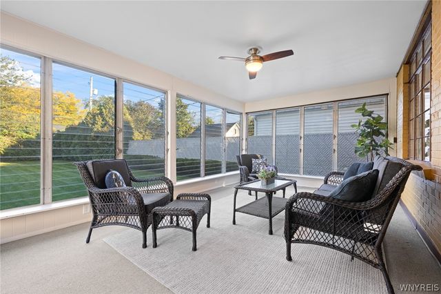 498 Roycroft Boulevard, Cheektowaga, NY 14225