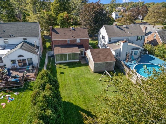 498 Roycroft Boulevard, Cheektowaga, NY 14225