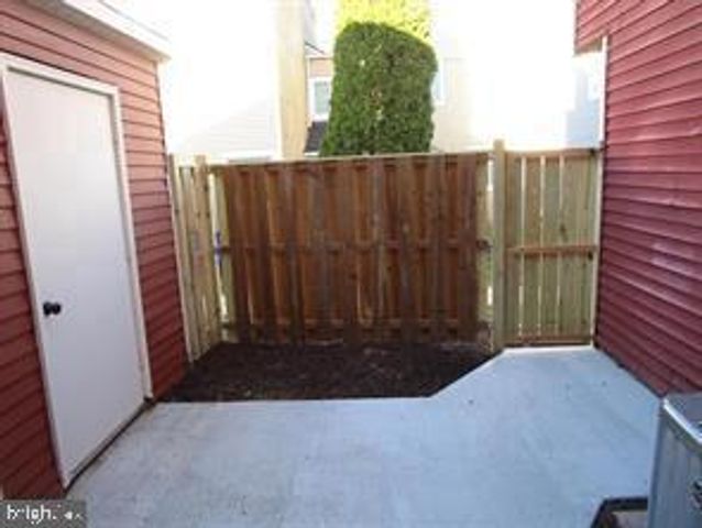 7291-E COACHLIGHT CT, Frederick, MD 21703