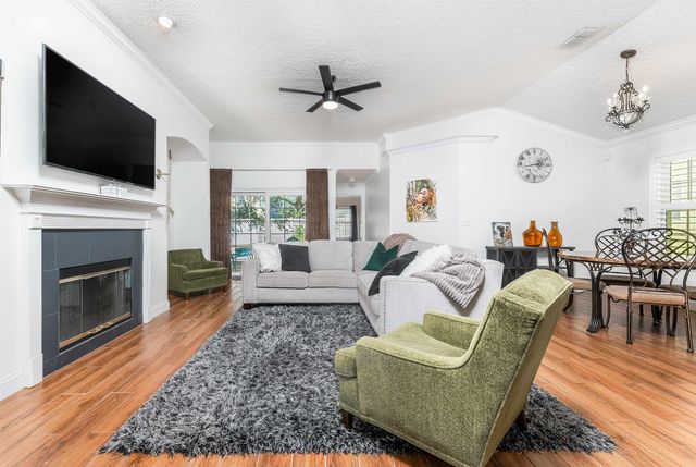 1236 Splendid Ravine St, St Augustine, FL 32092