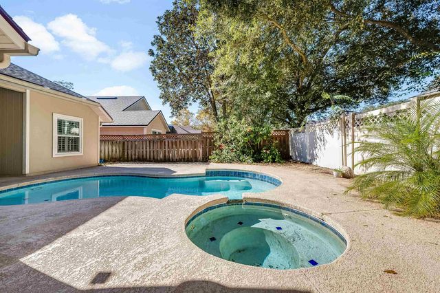 1236 Splendid Ravine St, St Augustine, FL 32092