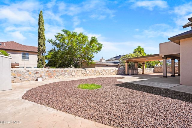 13701 Paseo Del Mar Drive, Horizon City, TX 79928